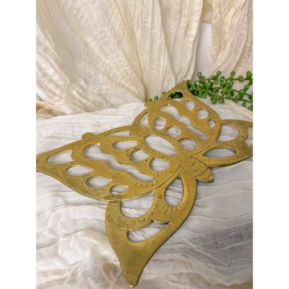 Elegant Brass Butterfly Trivet - Picture 2 of 2